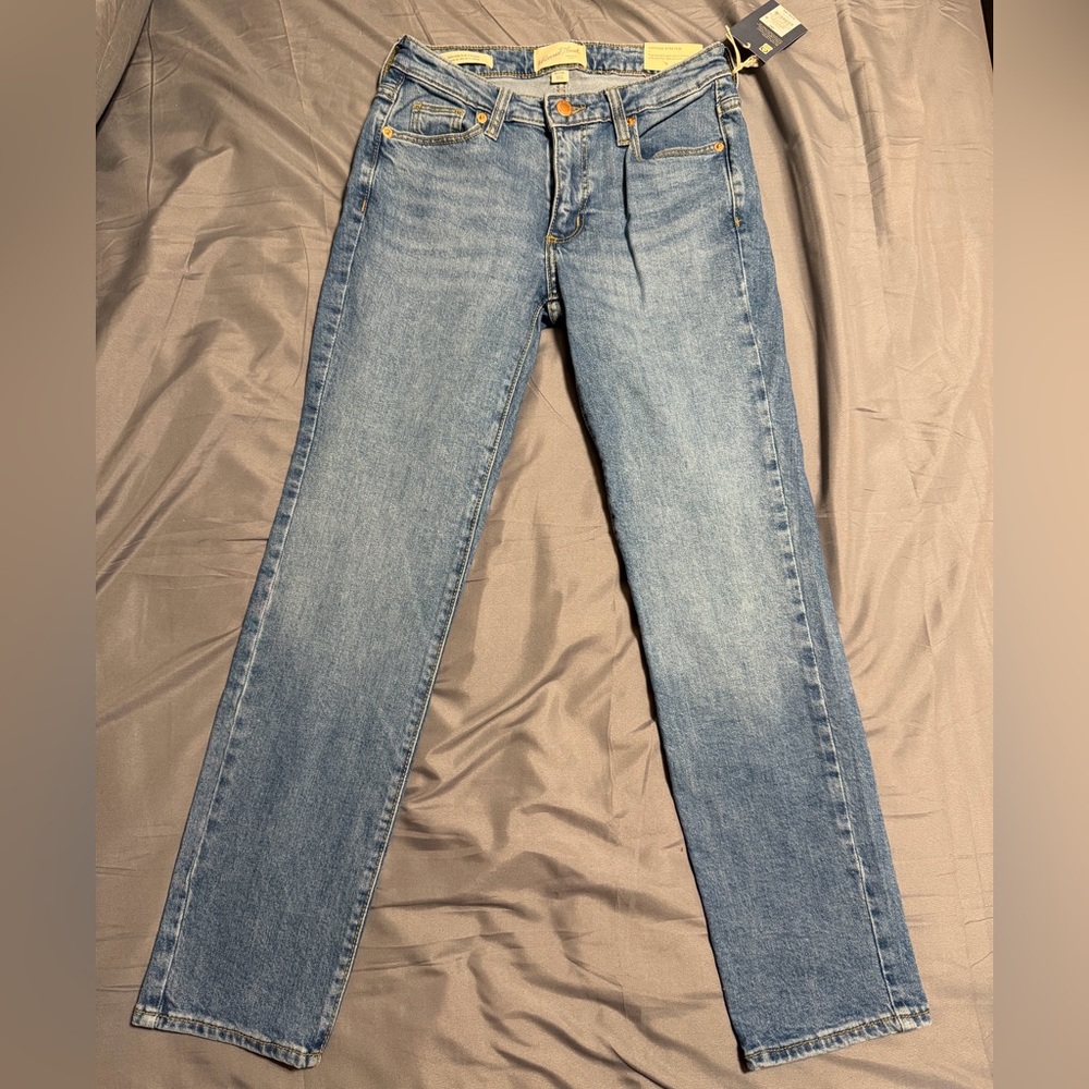 Universal Thread Light Blue Straight Leg Jeans